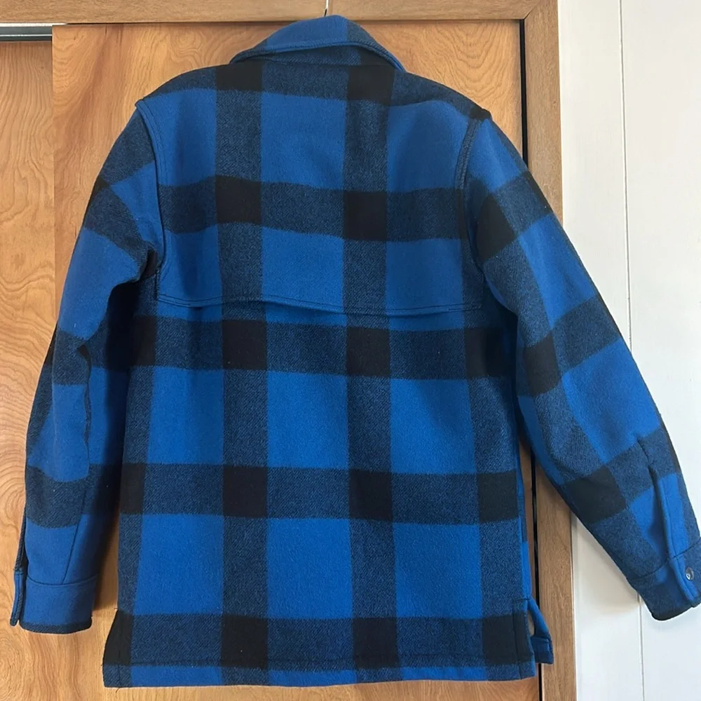 Filson *Limited Edition* Wool Cape Coat with wool liner - Picture 2 of 8